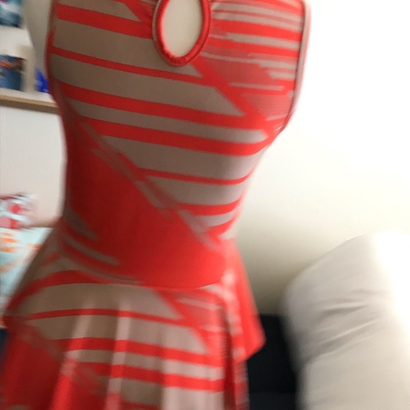 NWT Orange and Beige Peplum Top Size S - Picture 3 of 5